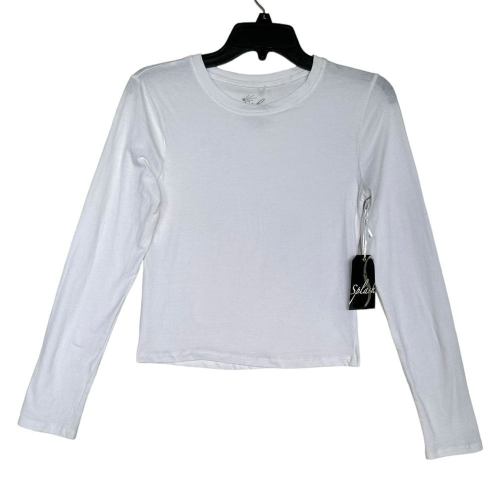 NWT Hello Beautiful Junior M Long Sleeve Round Neck cotton White top